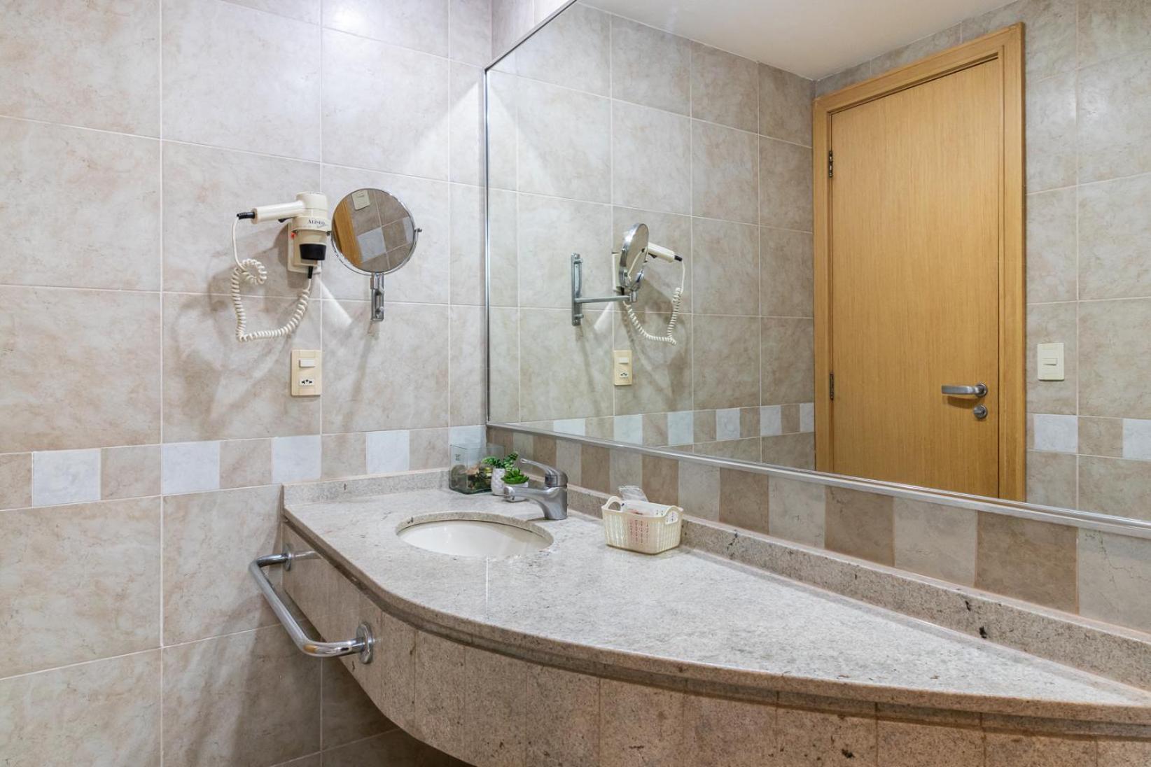 A1 Flats Radisson Berrini Apartment